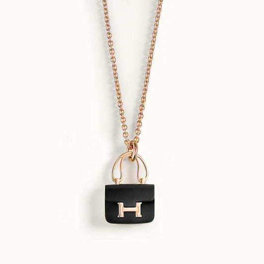 [⭐Aura]CONSTANCE BLACK PEDANT PINK GOLD NECKLACE