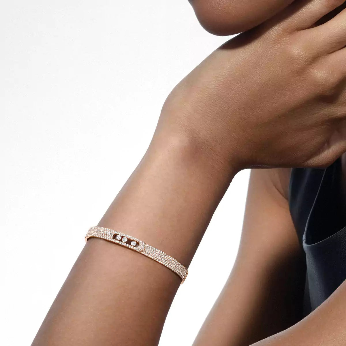 [⭐Aura]Move Noa Full Pavé Diamond Bangle Bracelet