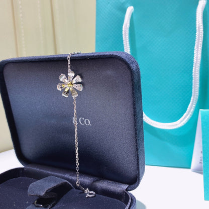 [Spark Jewels]FLOWER RETURN TO TIF BRACELET