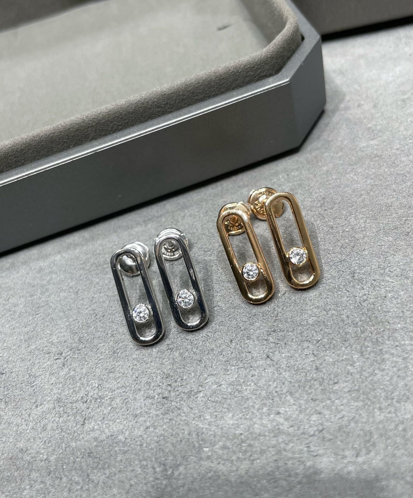 [⭐Aura]MOVE UNO SMALL 1 DIAMOND EARRINGS