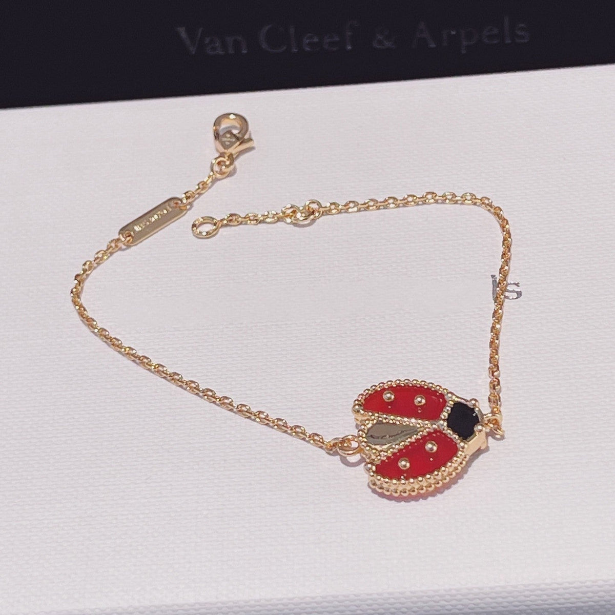 [⭐Spark]Spark SPRING 1 MOTIF PINK GOLD BRACELET