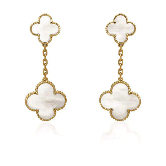 [⭐Aura]CLOVER 2 MOTIF WHITE MOP EARRINGS